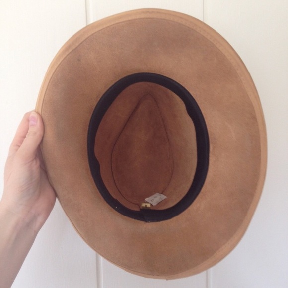 Vintage leather hat - Picture 4 of 7